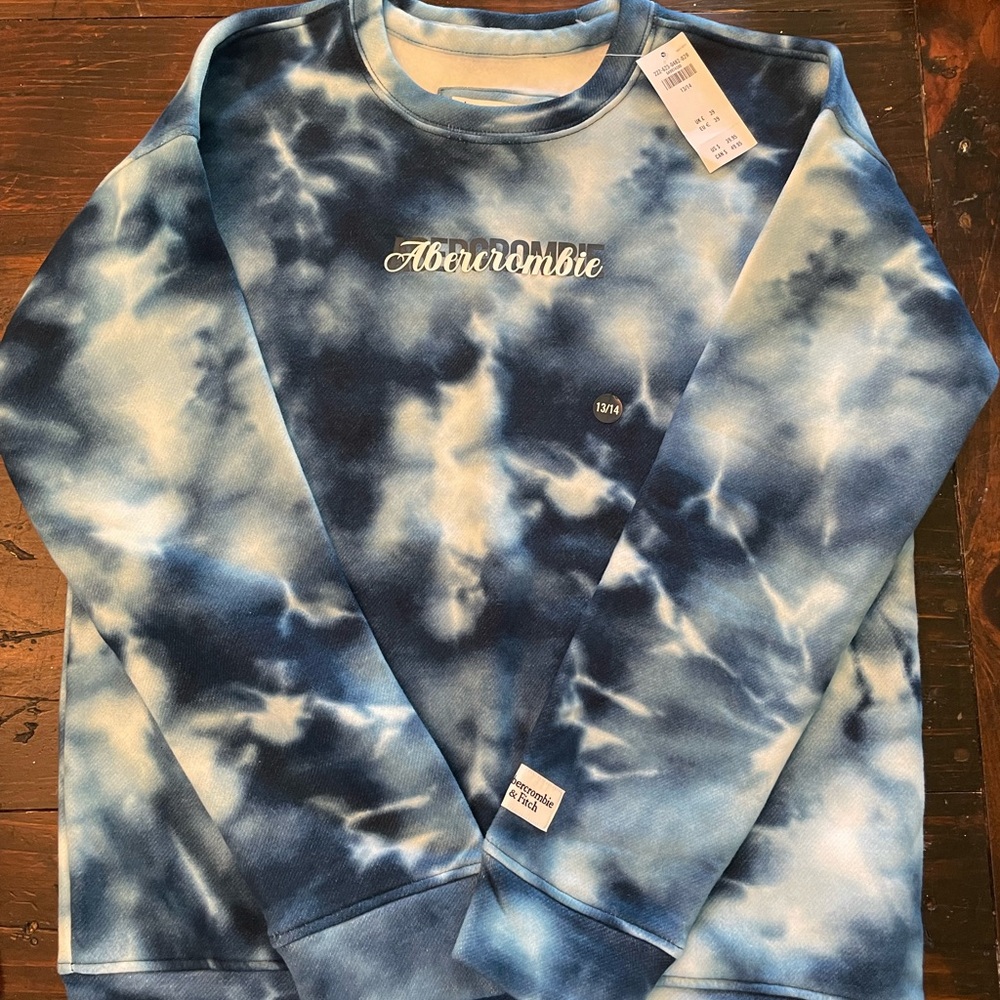 NWT kids Abercrombie sweatshirt